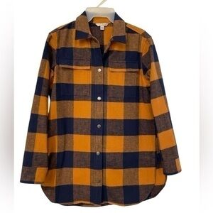 LL Bean signature plaid flannel shirt jacket in size xs